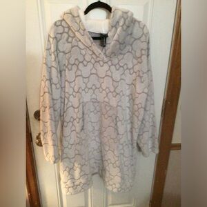 Disney Mickey Mouse long sleeve hooded pullover robe